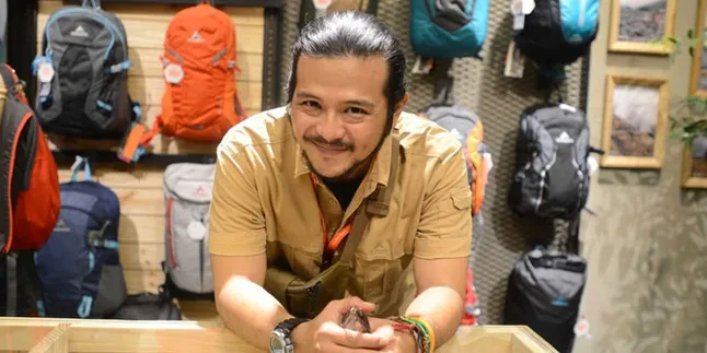 Hobi Naik Gunung, Ramon Y. Tungka Selalu Utamakan Keselamatan