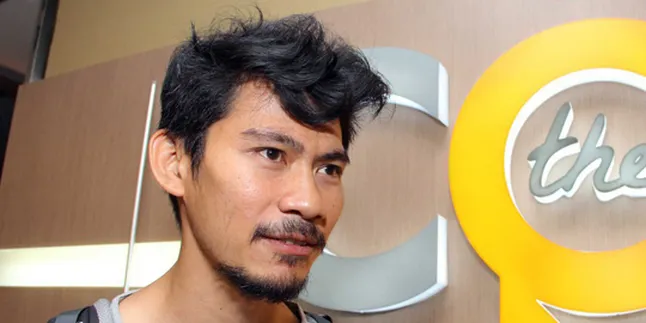 Hobi Travelling, Donny Alamsyah Terpaksa Tinggalkan Istri