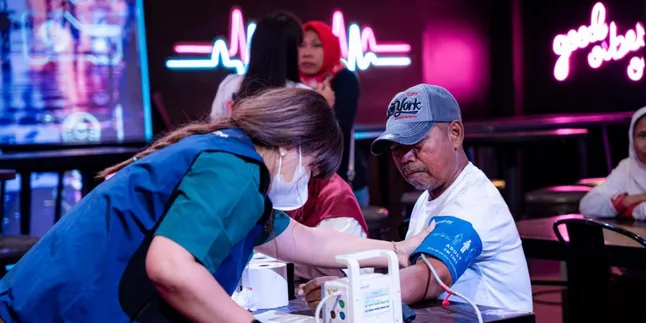 Holywings Peduli Gelar Cek Kesehatan Gratis dan Talkshow Pencegahan Malaria