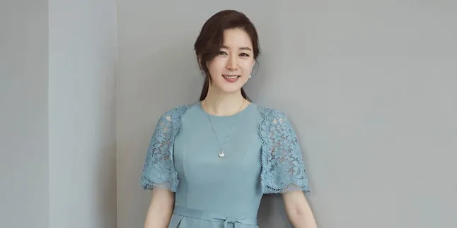 Hot Mom Kekinian, Bintang 'Jang Geum' Pamerkan Style Rambut Baru Hot Mom Kekinian, Bintang 'Jang Geum' Pamerkan Style Rambut Baru