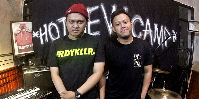 Hot New Camp Rilis Video Live Untuk 2 Track Barunya