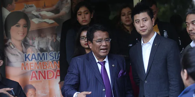 Hotman: Jika Cinta Itu Ada, Harusnya Depe Menuntut Balik