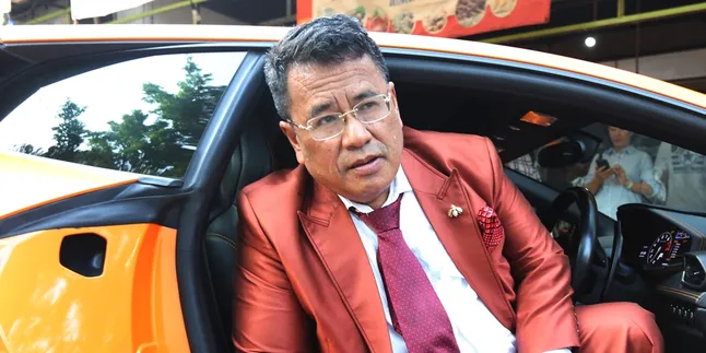 Hotman Paris Minta Barbie Kumalasari Buktikan Keaslian Berlian 30 Karat