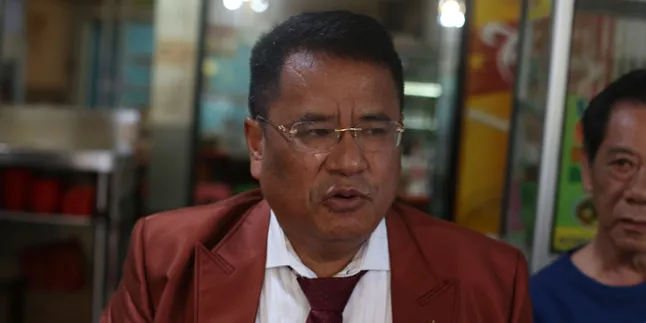 Hotman Paris Tanggapi Ancaman Laporan Elza Syarief Pada Programnya