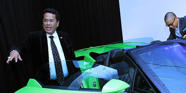 Hotman Pilih Tangani Kasus di Singapura Daripadi Kasus Raffi Hotman Pilih Tangani Kasus di Singapura Daripadi Kasus Raffi
