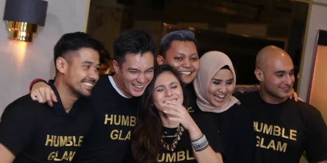 Humble Glam Kompak, Wulan Guritno Merasa Seperti Dibantu Tangan Tuhan Humble Glam Kompak, Wulan Guritno Merasa Seperti Dibantu Tangan Tuhan