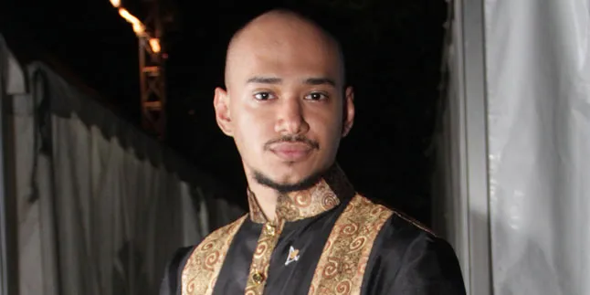 Husein Alatas Buat Cowok Ini Harus Menangis, Ada Apa Sih?