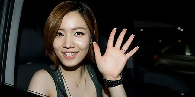 Hwayoung Eks T-Ara Gabung ke Agensi Lee Jong Suk? Hwayoung Eks T-Ara Gabung ke Agensi Lee Jong Suk?
