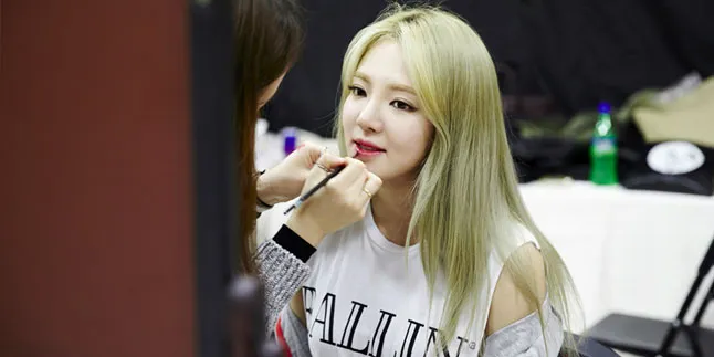 Hyoyeon Rela Potong Rambut Cantik Jadi Pendek, Demi Comeback? Hyoyeon Rela Potong Rambut Cantik Jadi Pendek, Demi Comeback?