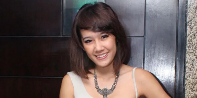 Ibunda Ardina Rasti Siap Bawa Eza Gionino ke Ranah Hukum Ibunda Ardina Rasti Siap Bawa Eza Gionino ke Ranah Hukum