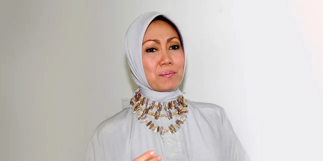 Ibunda Meninggal Dunia, Oky Asokawati Tulis Pesan Menyayat Hati Ibunda Meninggal Dunia, Oky Asokawati Tulis Pesan Menyayat Hati