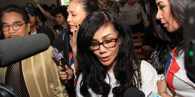 Amy Qanita Jengkel Pendukung Raffi Tak Diizinkan Masuk