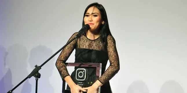 Ibunda Terpancing Balas Komentar Haters, Ini Kata Ayu Ting Ting