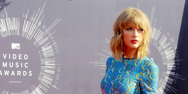 Ibunya Kena Kanker, Taylor Swift Tulis Pesan Penyayat Hati
