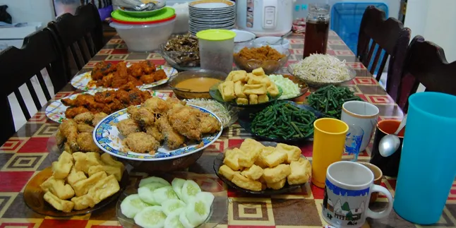 Ide Sajian Menu Lebaran Sederhana yang Tetap Mewah, Jadi Hidangan Meja Makan Anti Ribet