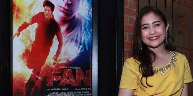 Idolakan Shahrukh Khan, Prilly Latuconsina Sempatkan Nonton 'FAN'