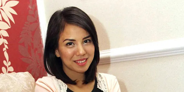 Idul Adha, Tya Ariestya Masak Sate dan Rendang