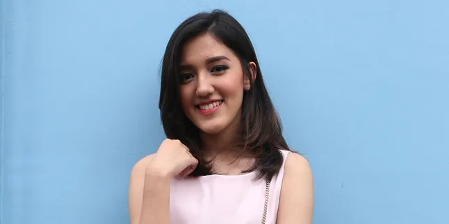 Ify Bicara Tentang Firasat Bubarnya Blink dan Single Solo Debut Misterius