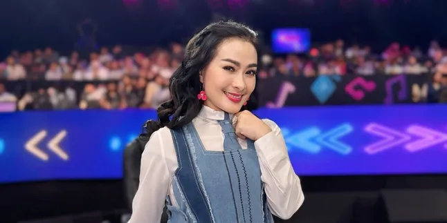 Iis Dahlia Bongkar Rahasia di Balik Wajah Kencangnya, Anti Dandan Tebal