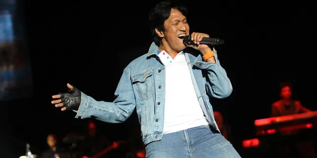 Ikang Fawzi Temukan Jati Diri Gara-Gara Jeans