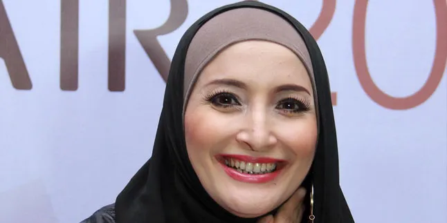 Ikhlas Kunci Cantik Inneke Koesherawati