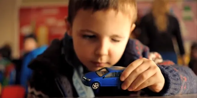 Iklan Keselamatan Berkendara Ini Saking Seramnya Sampai...