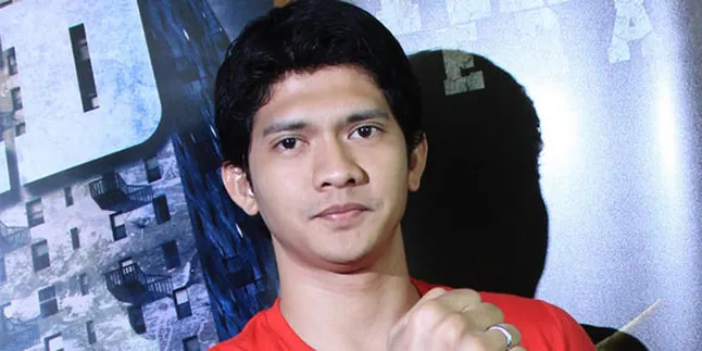 Iko Uwais Bangga DVD 'THE RAID' Diluncurkan