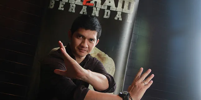 Iko Uwais 'Paksa' Bayi Perempuan-nya Belajar Bela Diri Iko Uwais 'Paksa' Bayi Perempuan-nya Belajar Bela Diri