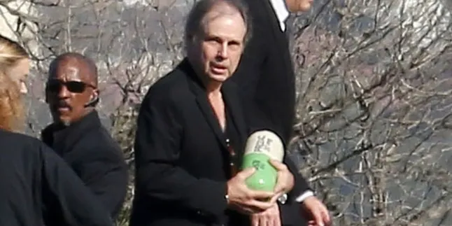 Ikonik, Abu Carrie Fisher Diletakkan Dalam Kapsul Prozac Ikonik, Abu Carrie Fisher Diletakkan Dalam Kapsul Prozac