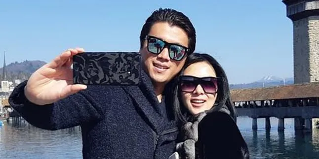 Ikut Cooking Class di Swiss, Syahrini Goda Reino Barack: Sayangku Masak Ya?