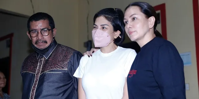 Ikut Saat Nikita Mirzani Menjalani Pemeriksaan Polisi, Arkana Mawardi Sempat Demam