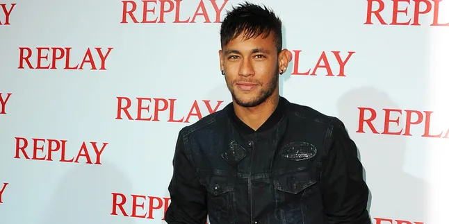 Ikuti David Beckham, Neymar Geluti Dunia Modelling Ikuti David Beckham, Neymar Geluti Dunia Modelling