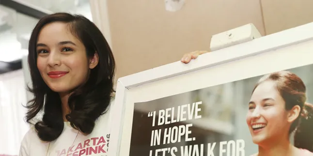 Ikuti Jejak Sang Ibunda, Chelsea Islan Perangi Kanker