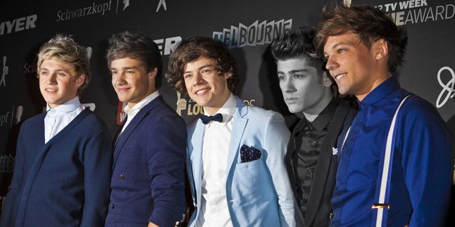 Ikuti Jejak Zayn Malik, Harry Styles Juga Keluar Dari 1D?