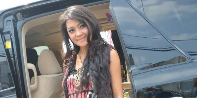 Indah Dewi Pertiwi Takut Pacar Menghambat Karirnya