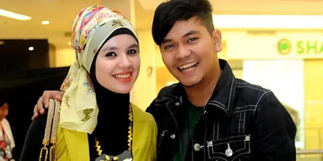 Indra Bekti dan Istri, Pasangan Gemar Nonton Konser