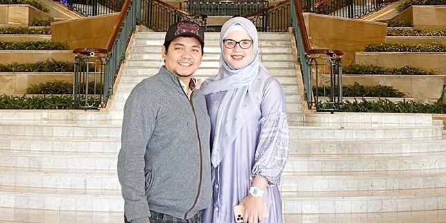 Indra Bekti Reveals His Wife's Illness, Adlila Jelita Once in a Coma and Had to Undergo Surgery