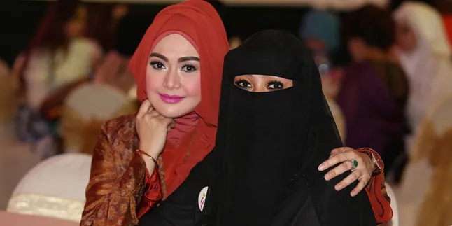 Indra Bruggman Bantah Sudah Nikah, Ini Jawaban Soraya Abdullah Indra Bruggman Bantah Sudah Nikah, Ini Jawaban Soraya Abdullah