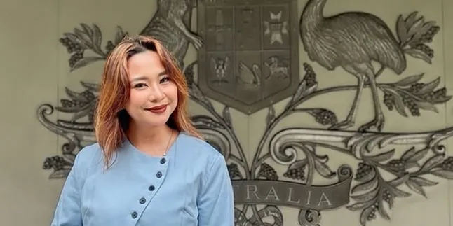 Indra Sudah Lima Kali Absen Sidang, Chikita Meidy Pasrah Proses Cerai Lambat