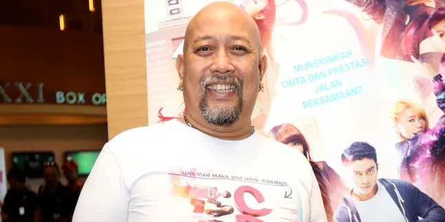 Indro Warkop Kaget Ditawari Main Film Bareng Cherry Belle Indro Warkop Kaget Ditawari Main Film Bareng Cherry Belle