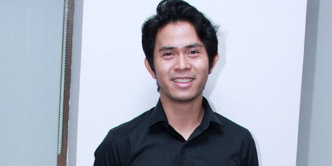 Ingat Petuah Ibunda, Cakra Khan Nyanyikan Lagu Sunda