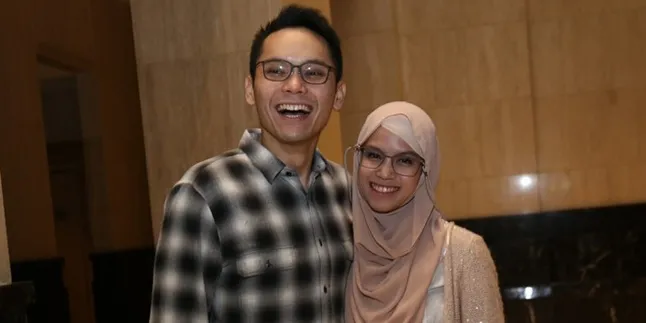 Ingin Adik Cewek, Sienna Sering Masukkan Bantal ke Perut Ines Ingin Adik Cewek, Sienna Sering Masukkan Bantal ke Perut Ines