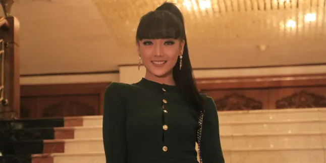 Ingin Ajak Kaum Milenial Cintai Dangdut, Alasan Dilza Pindah Aliran Musik