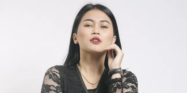 Ingin Jadi Lebih Baik, Ovi Sovianti Ubah Penampilan Lebih Tertutup