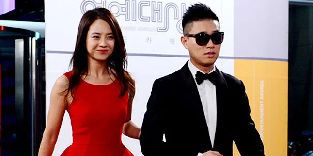 Ingin Melindungi, Gary Curi Kesempatan Peluk Song Ji Hyo!