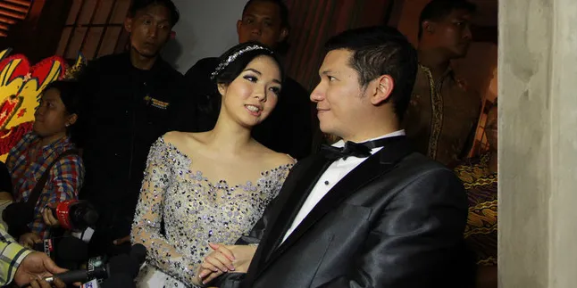 Ingin Nikmati Bulan Madu, Tapi Paspor Gading - Gisel Belum Jadi