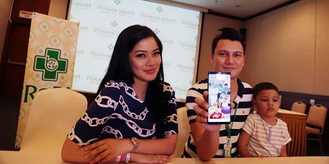 Ingin Tahu Proses Persalinan Caesar, Christian Sugiono Setia Dampingi Titi Kamal