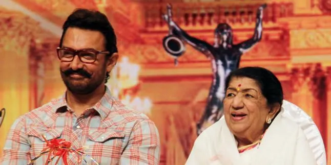 Ingkari Janjinya Sendiri, Aamir Khan Datangi Acara Awards