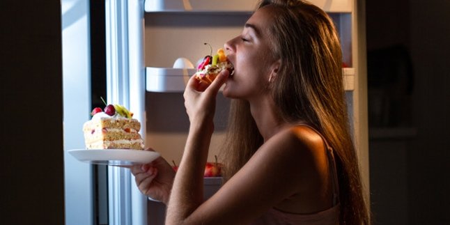 8 Makanan yang Perlu Dihindari Bagi Kalian Penderita Kolesterol