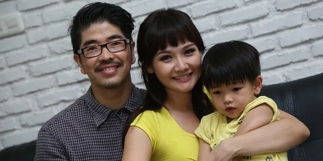 Ini Alasan Alena Wu Enggan Bawa Anak Nyanyi di Luar Kota Ini Alasan Alena Wu Enggan Bawa Anak Nyanyi di Luar Kota